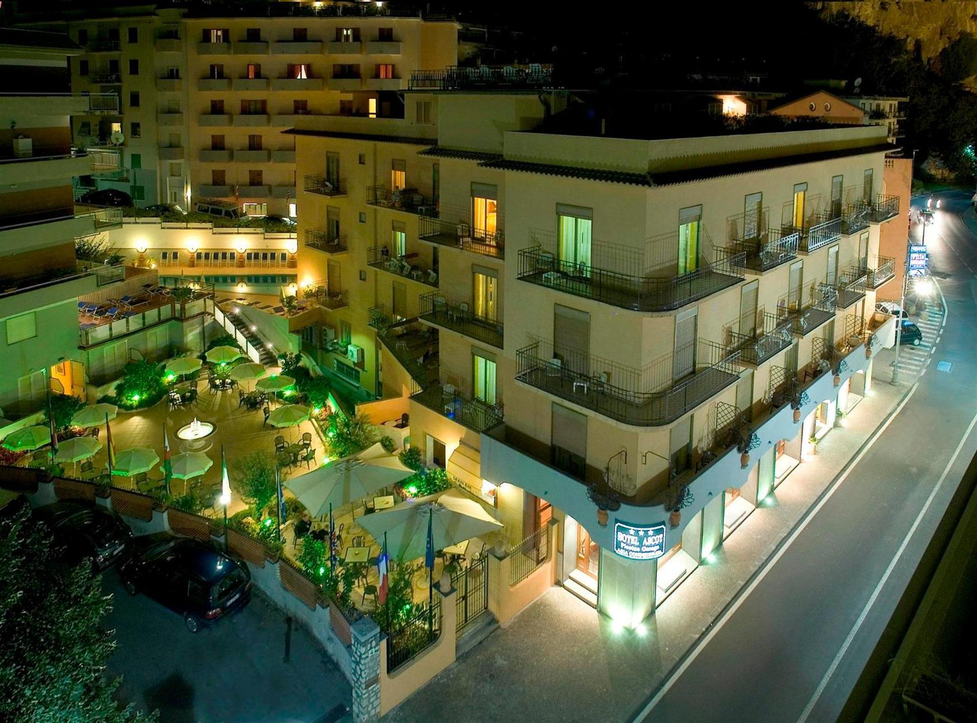 Hotel Ascot Península Sorrentina Exterior foto